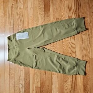 lululemon Align crop jogger Bronze Green Leggings Sz. 2 NWT